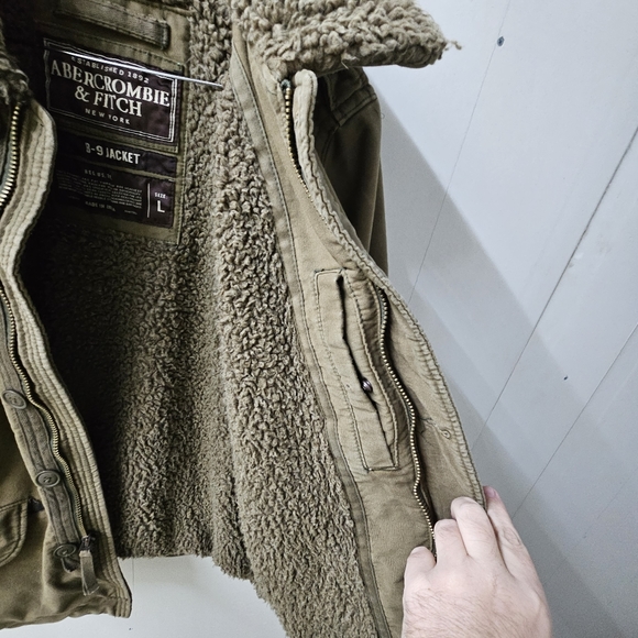 B-9 Jacket - Picture 3 of 7